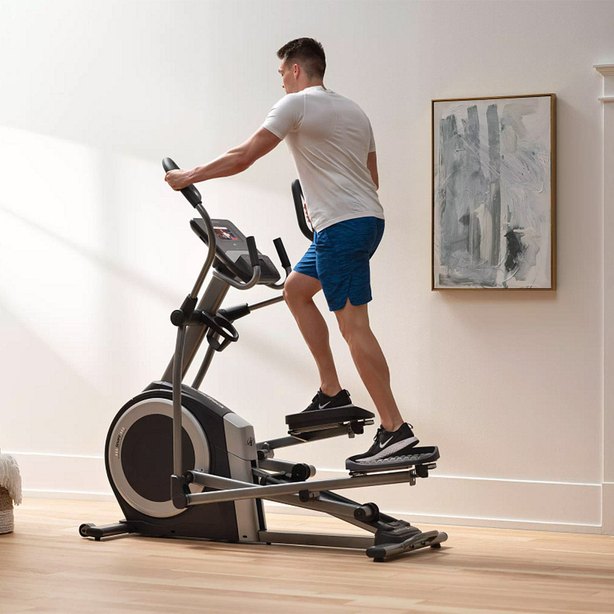 C9.9 Elliptical Crosstrainer Clearance - Floor model Available in Wellington