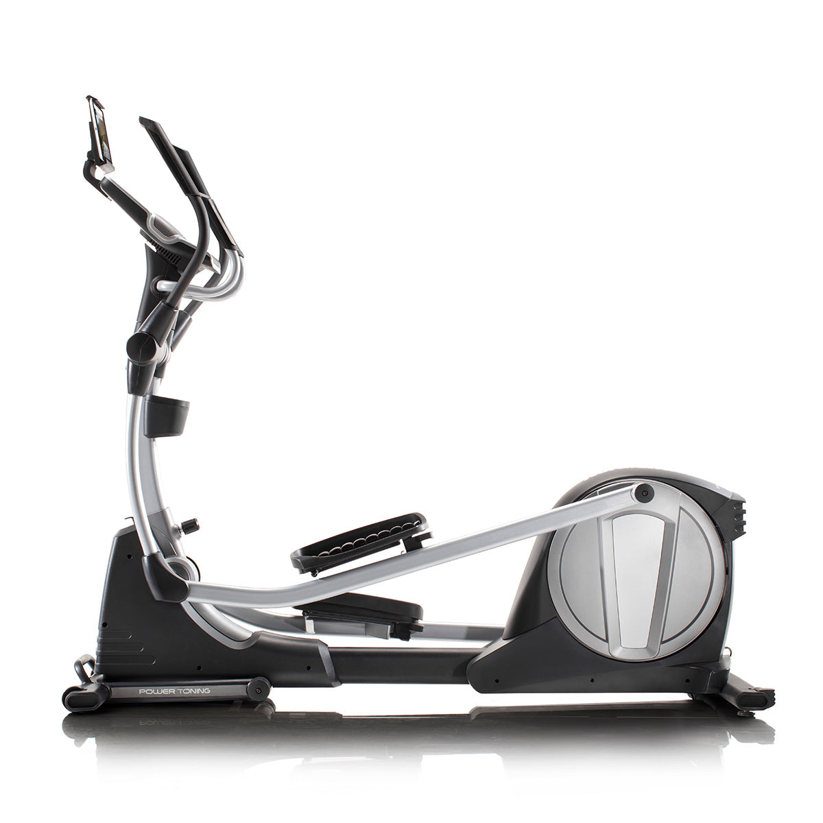 Space Saver SE7i Elliptical Crosstrainer - Floor model available at Wairau (Auckland) only
