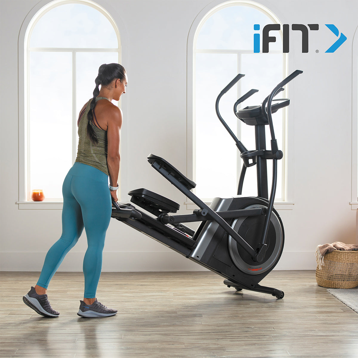 Carbon EL Elliptical Crosstrainer