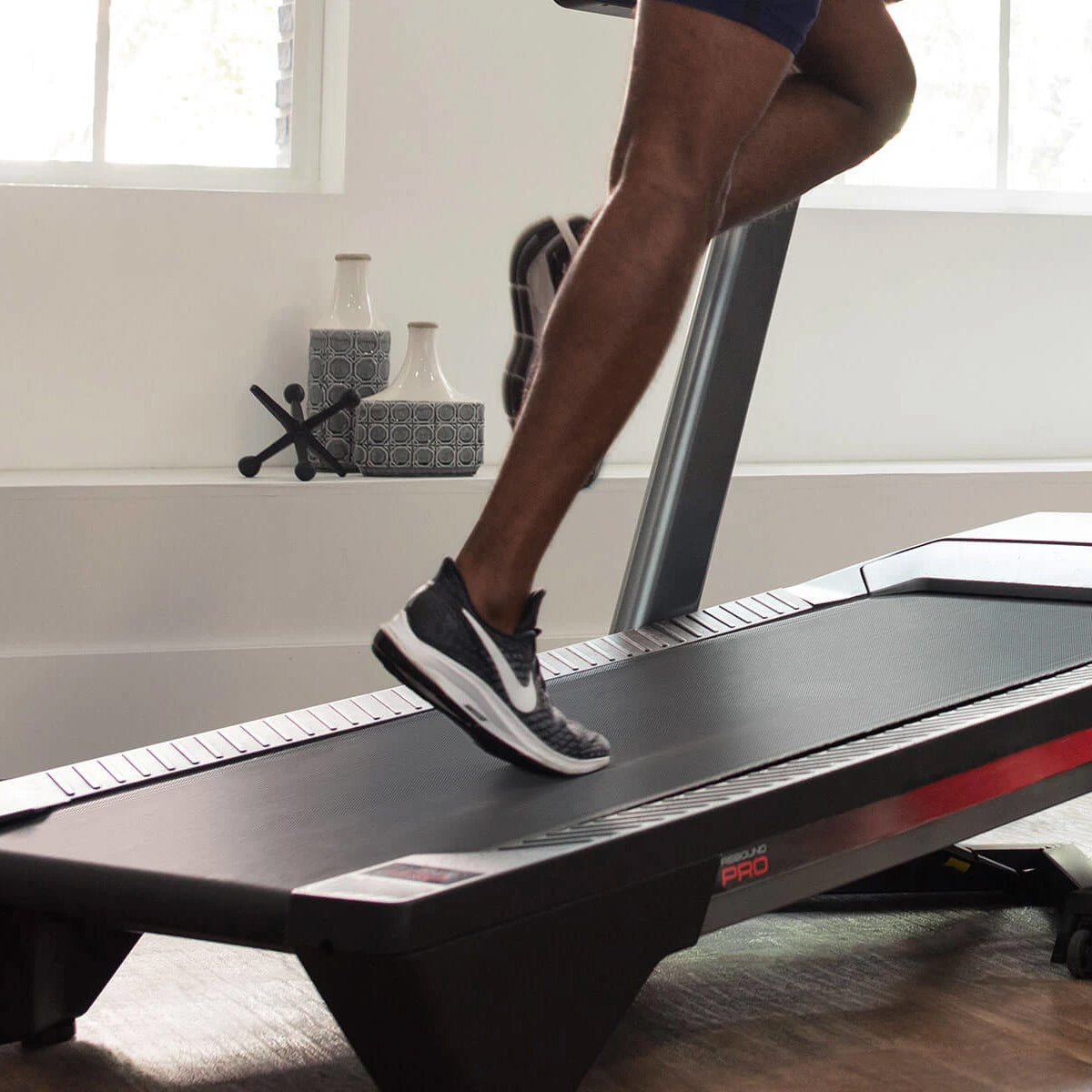 Pro 2000S Treadmill- Floor Models